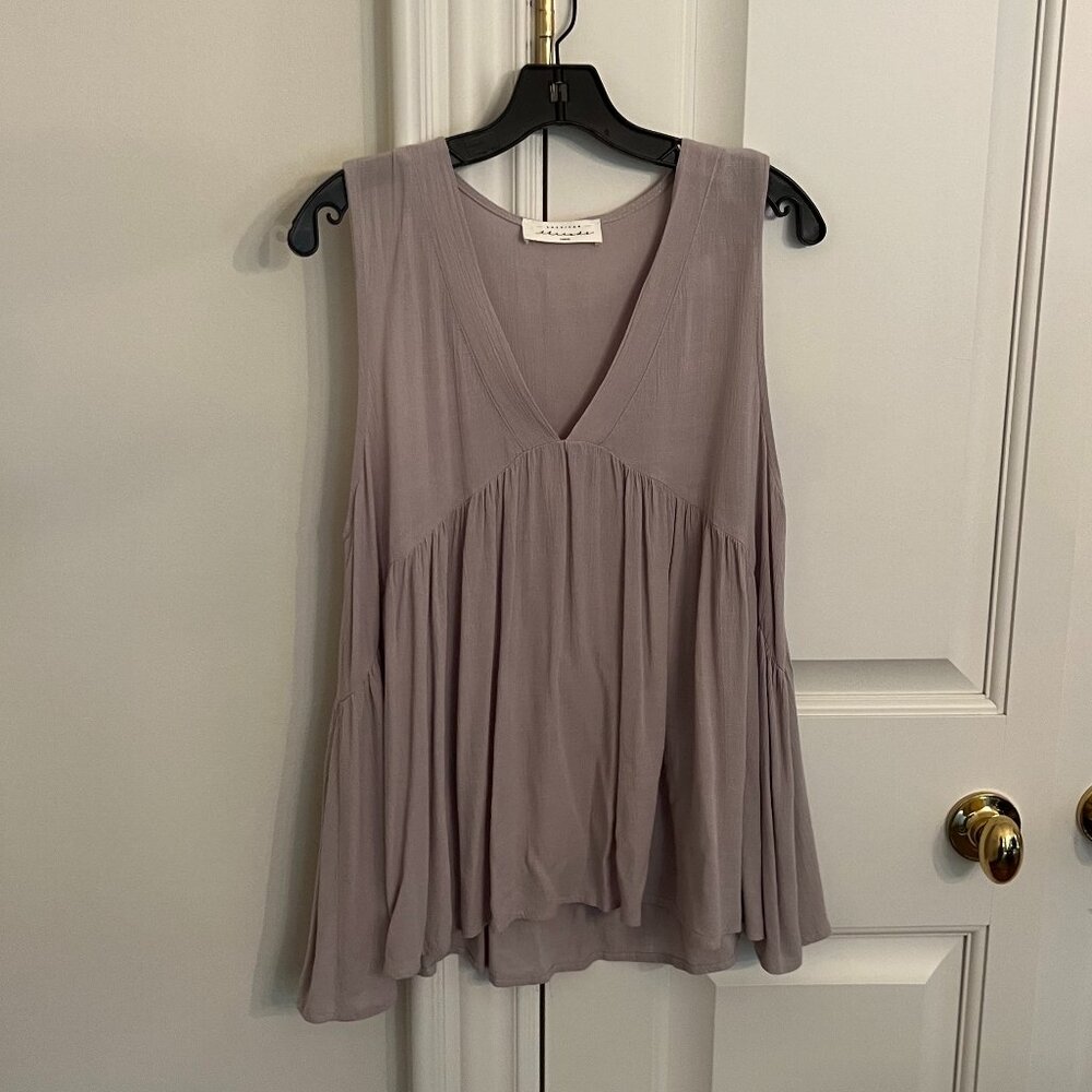 American Threads V-Neck Tank Top Gray